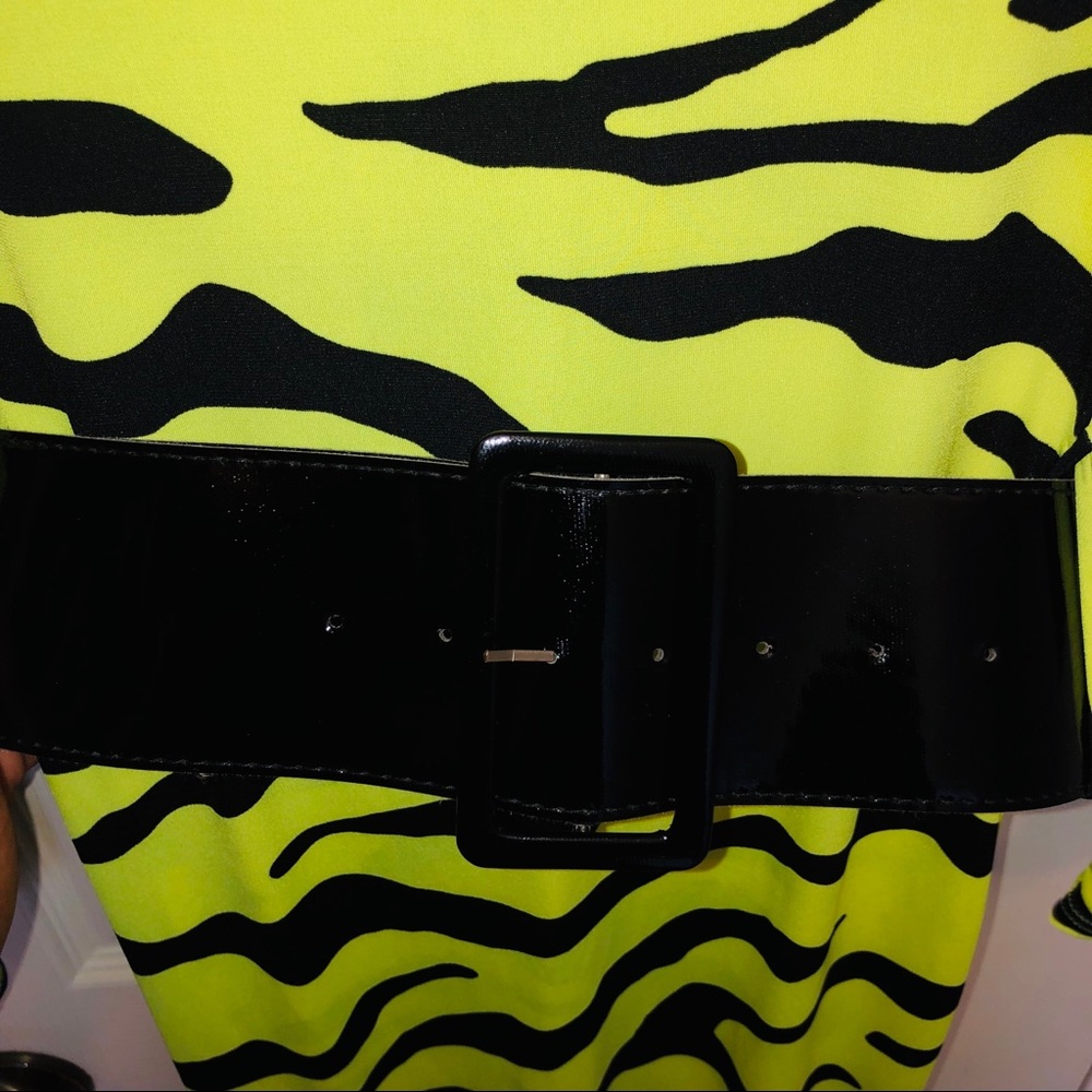 Dress - Picture 2 of 4